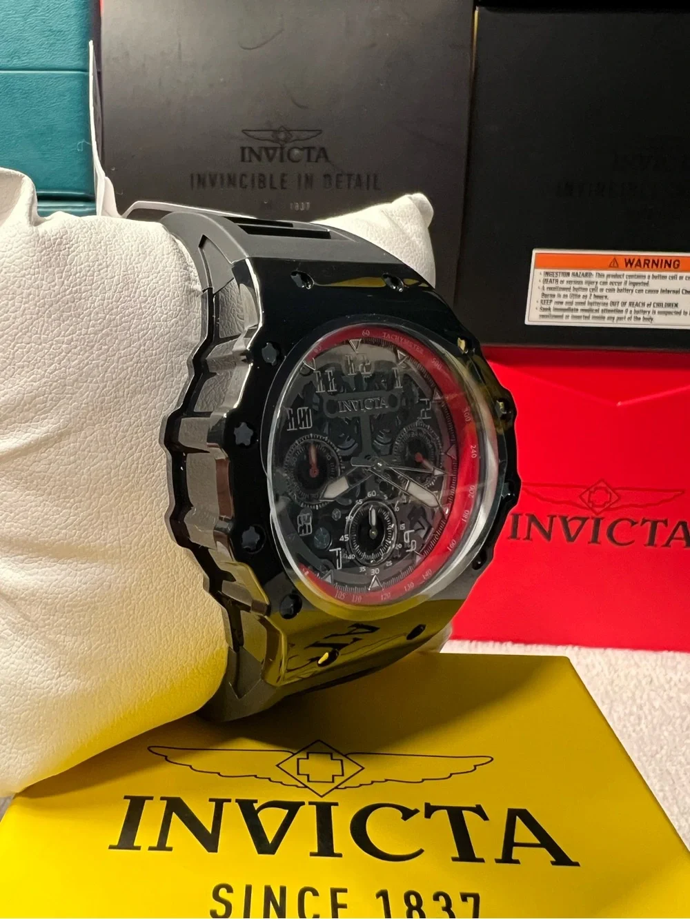 Invicta Racing Valyron Men’s Watch-41mm MOD-69779 Black & Red (NWT) Limited!!!